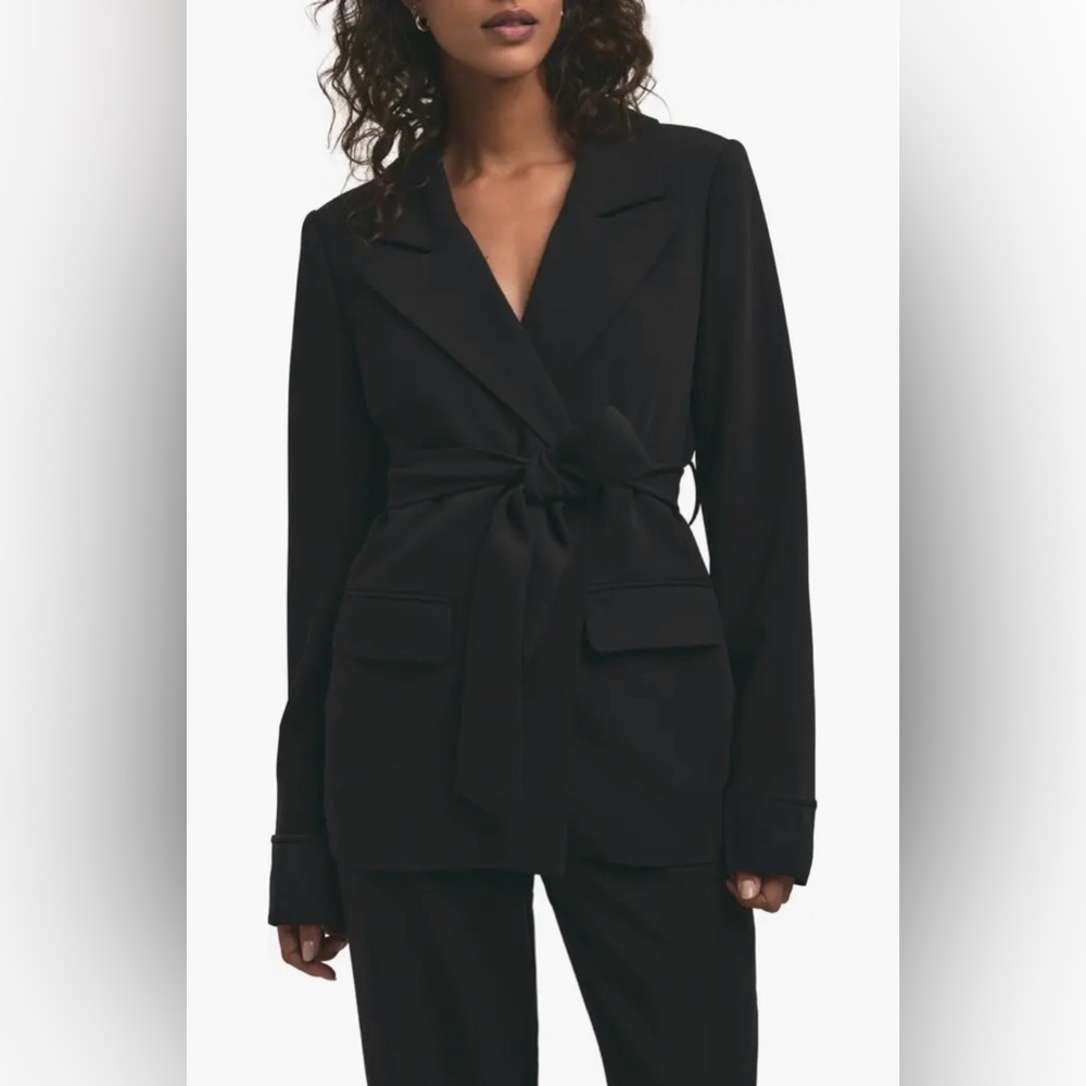 Favorite Daughter Black Tie-Waist Blazer Jacket